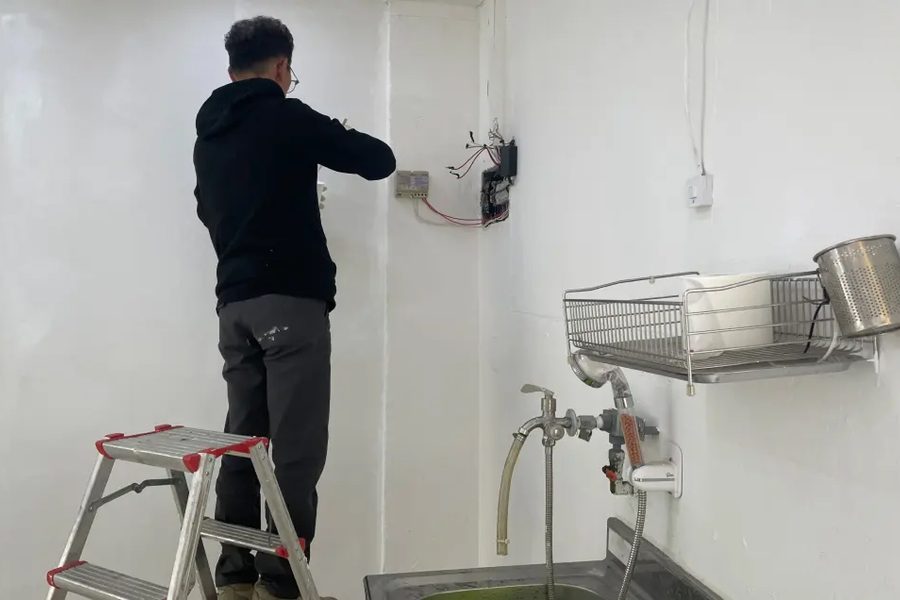수원시 무인점포 내부철거 시공사례